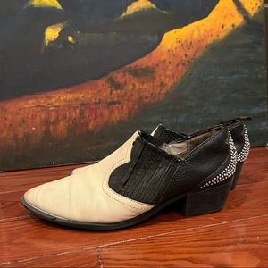 Black/white western ankle bootie / boot - Sam Edelman